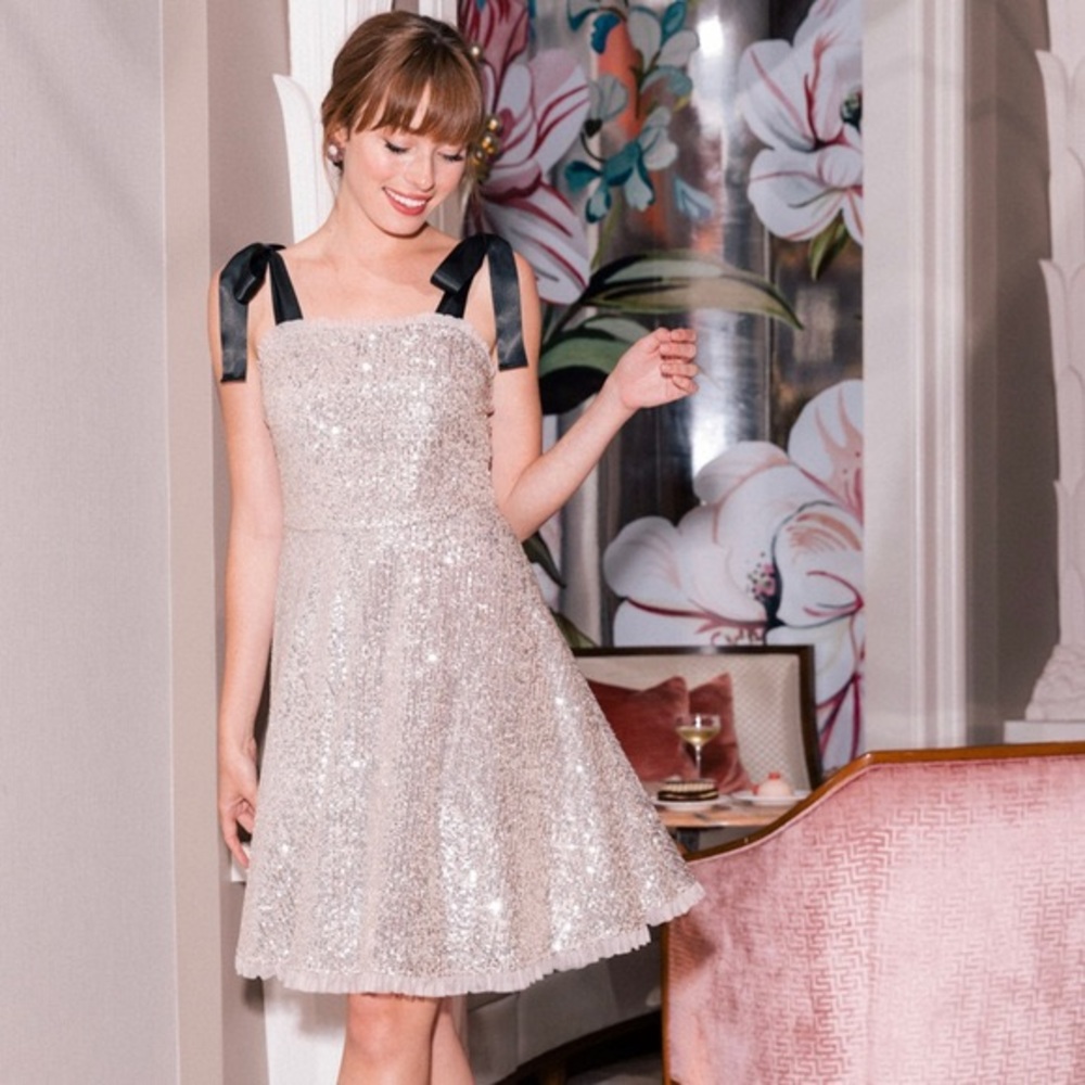Anthropologie Gal Meets Glam Diana Sequin Tie Shoulder Cocktail Dress NWT new